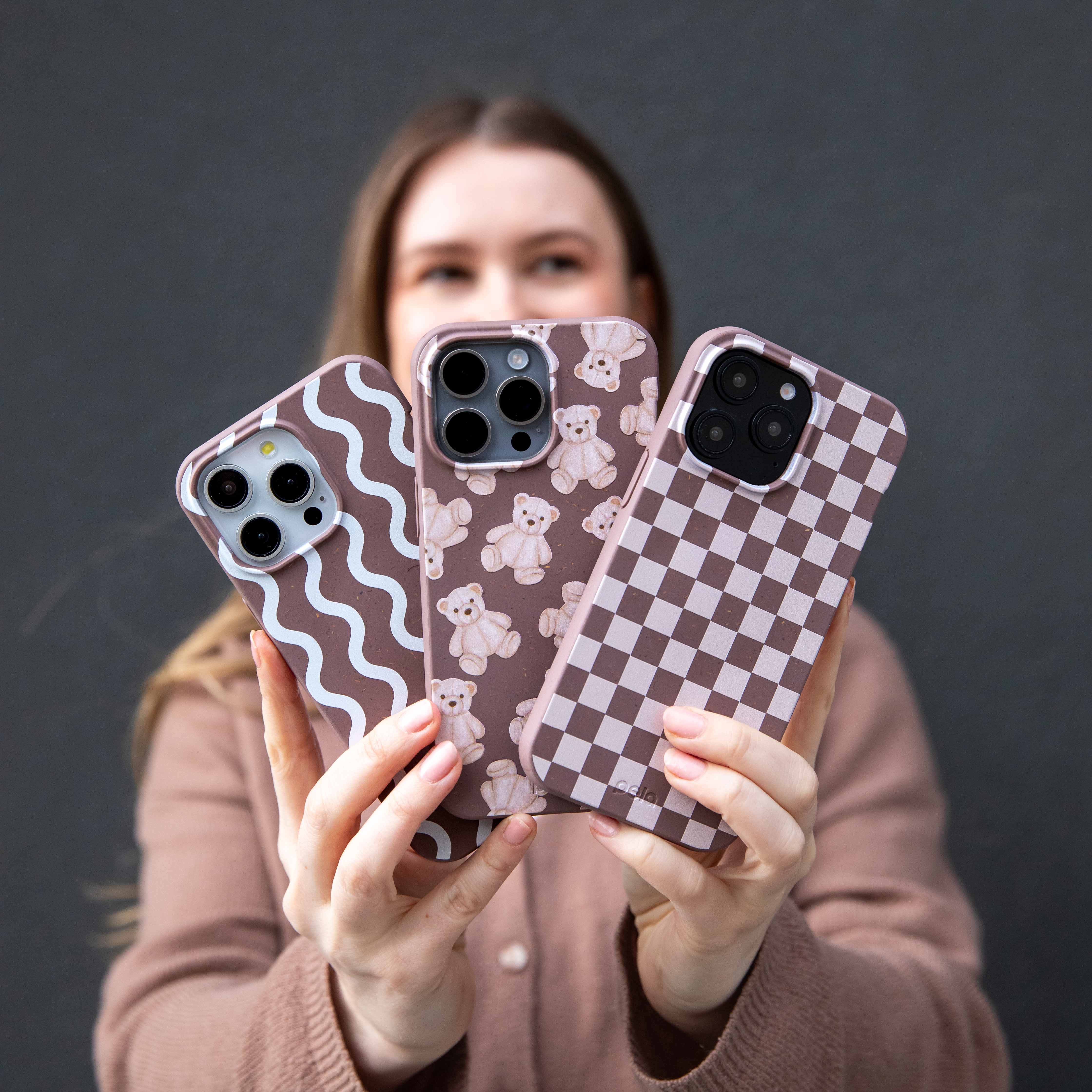 Chocolate Brown Latte Check Samsung Galaxy S22 Case - Image 6
