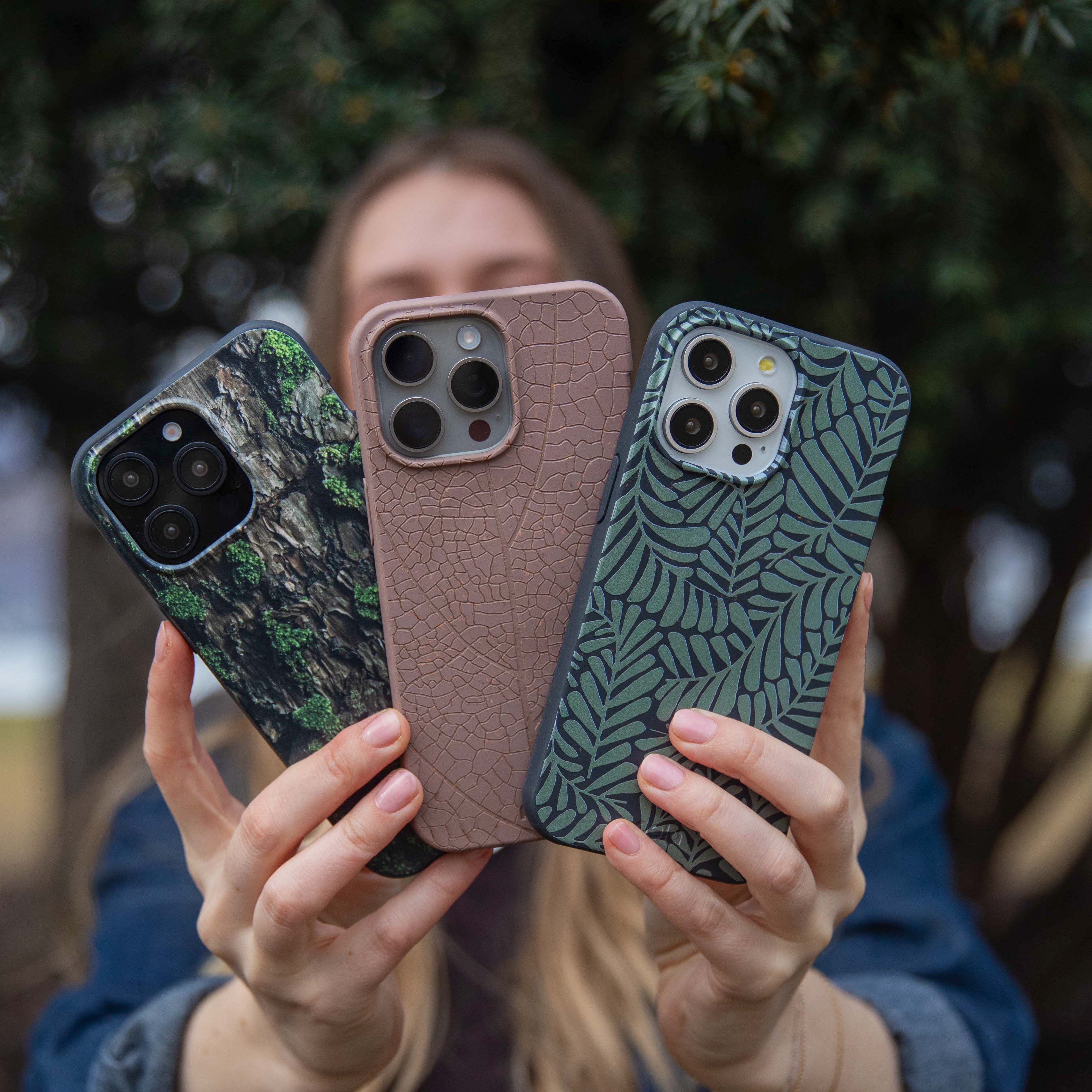 Chocolate Brown Leaf Veins Google Pixel 9/9 Pro Case - Image 6
