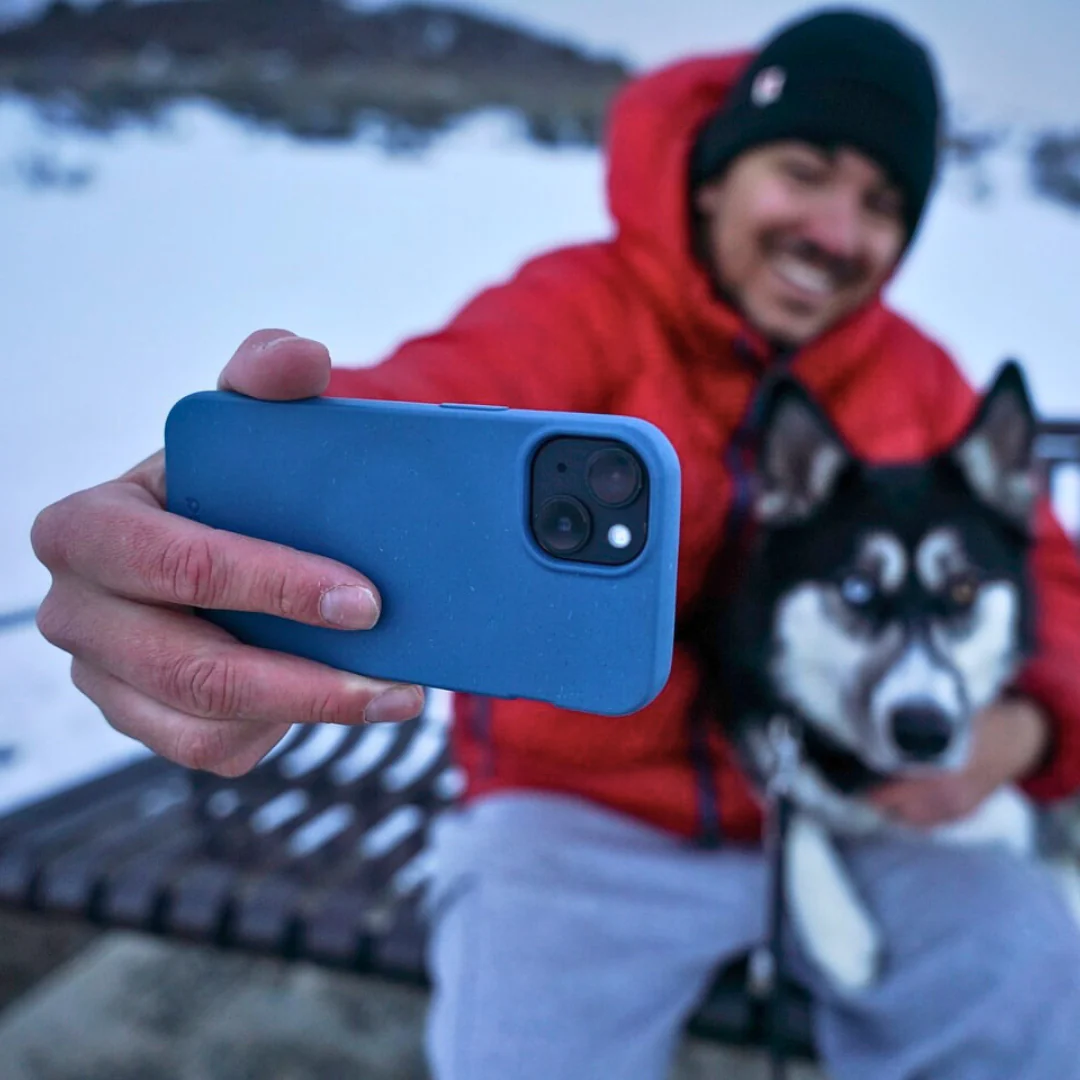 Electric Blue iPhone 17 Case - Image 2