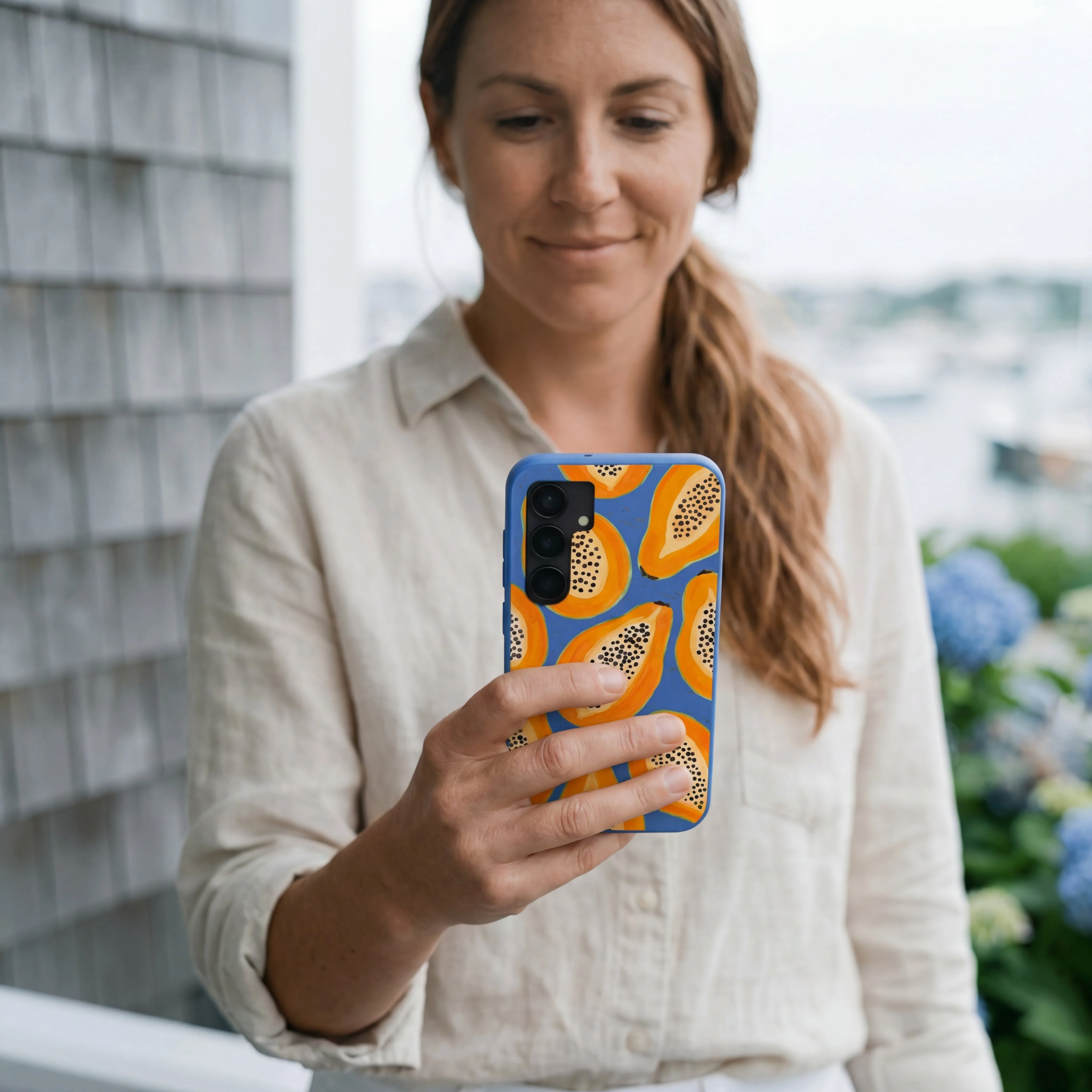 Electric Blue Juicy Papayas Samsung Galaxy S25+(Plus) Case - Image 2