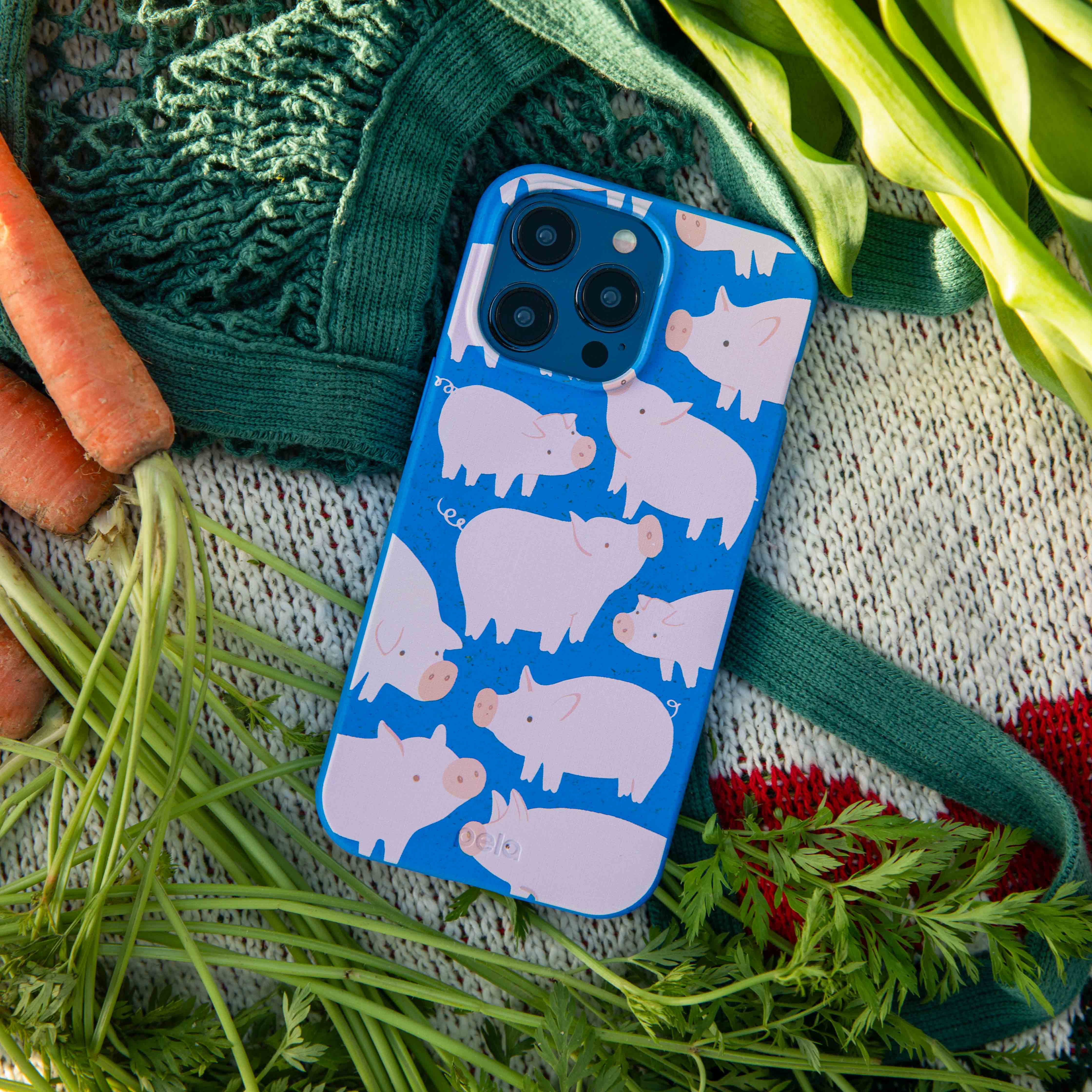 Electric Blue Piggies iPhone 6/6s/7/8/SE Case - Image 2