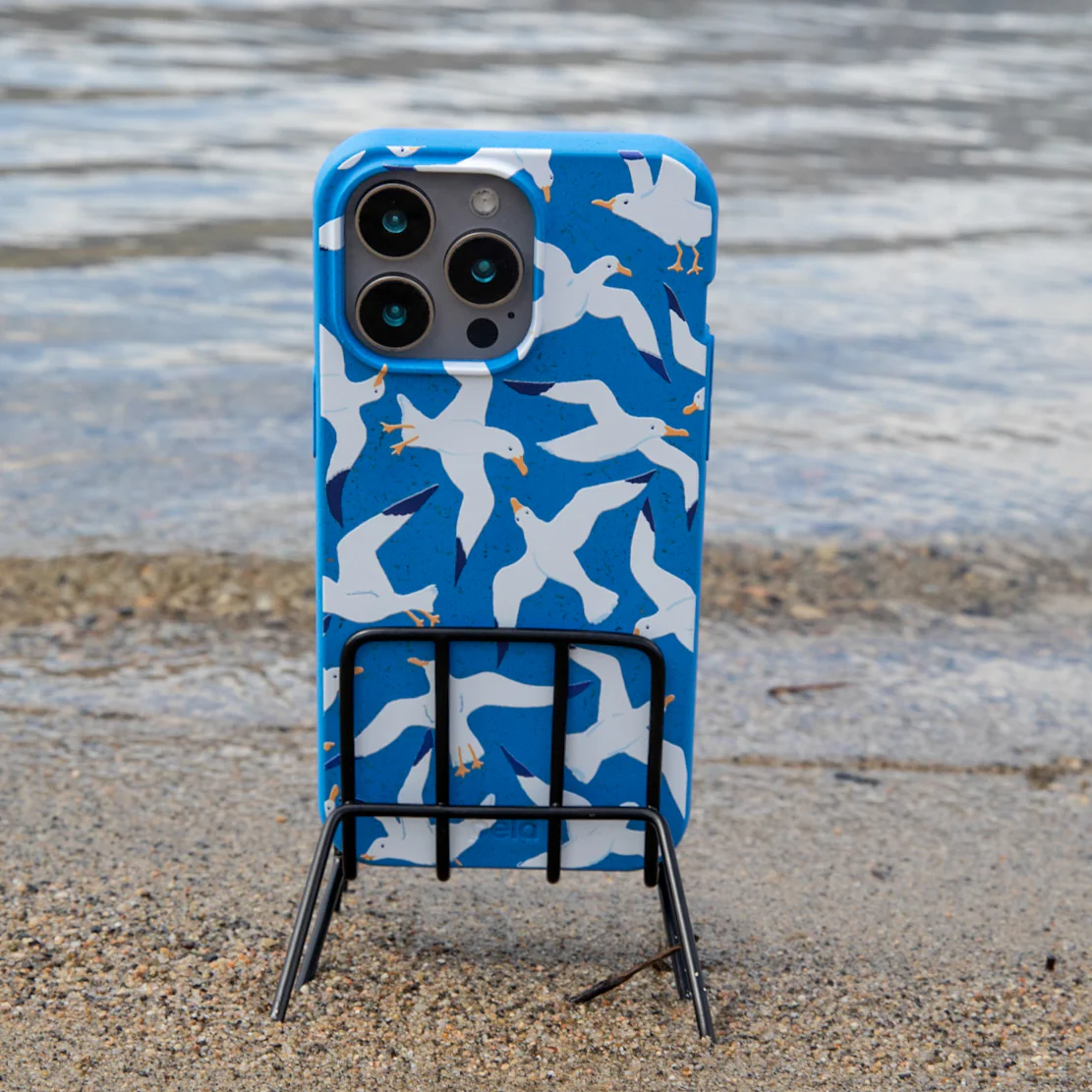 Electric Blue Seagulls Samsung Galaxy S23+(Plus) Case - Image 2