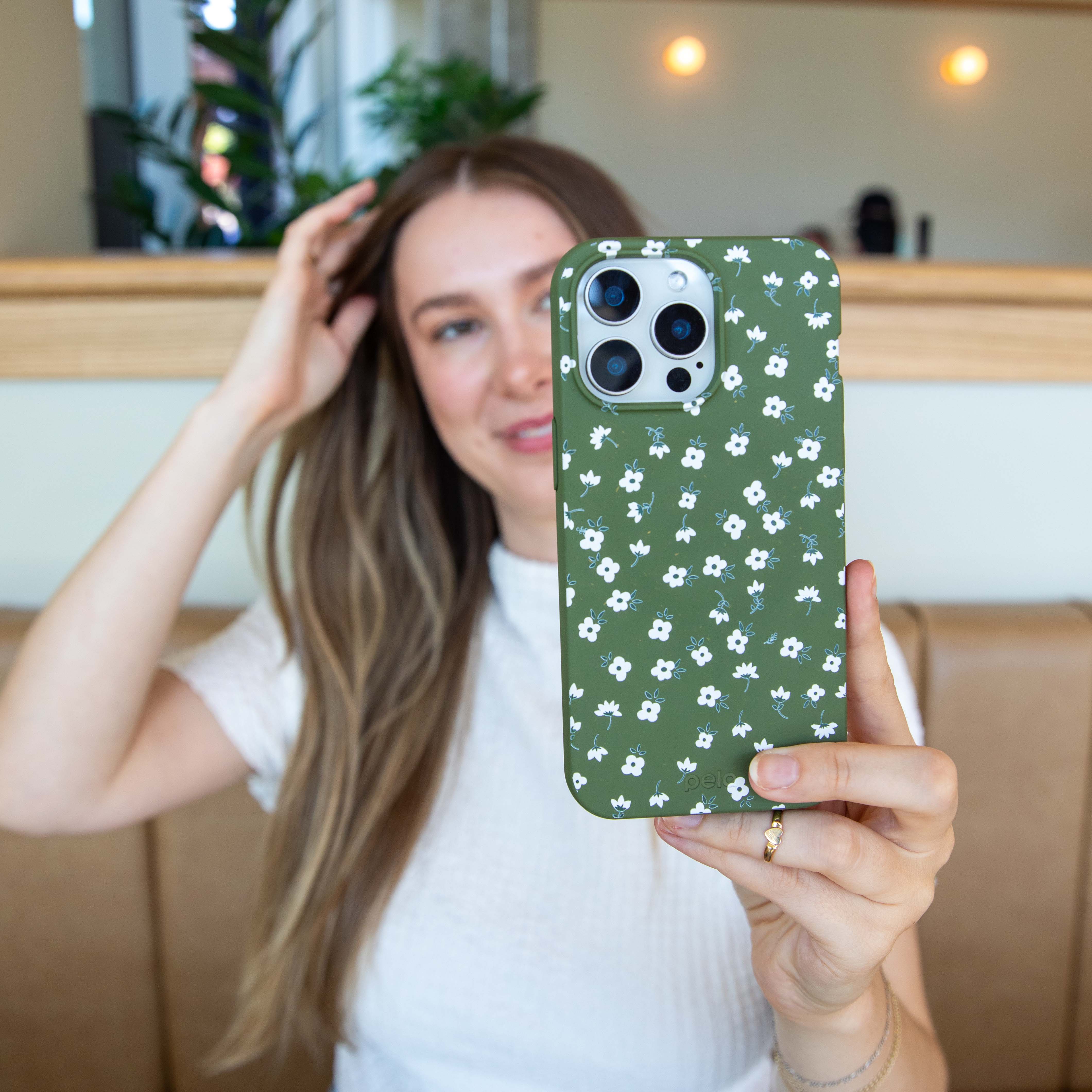Forest Floor Ditzy Greens iPhone 6/6s/7/8/SE Case - Image 2