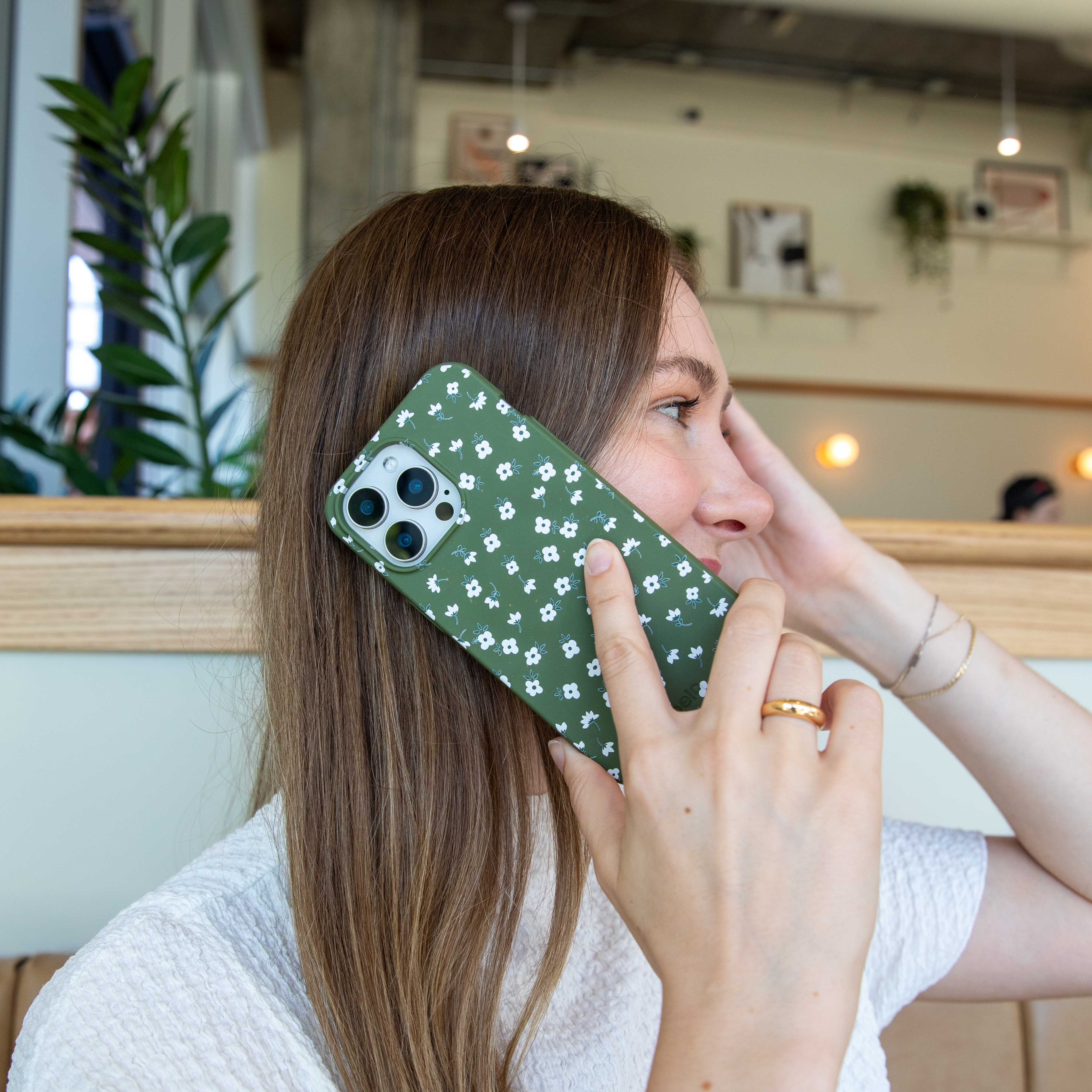 Forest Floor Ditzy Greens iPhone 6/6s/7/8/SE Case - Image 9