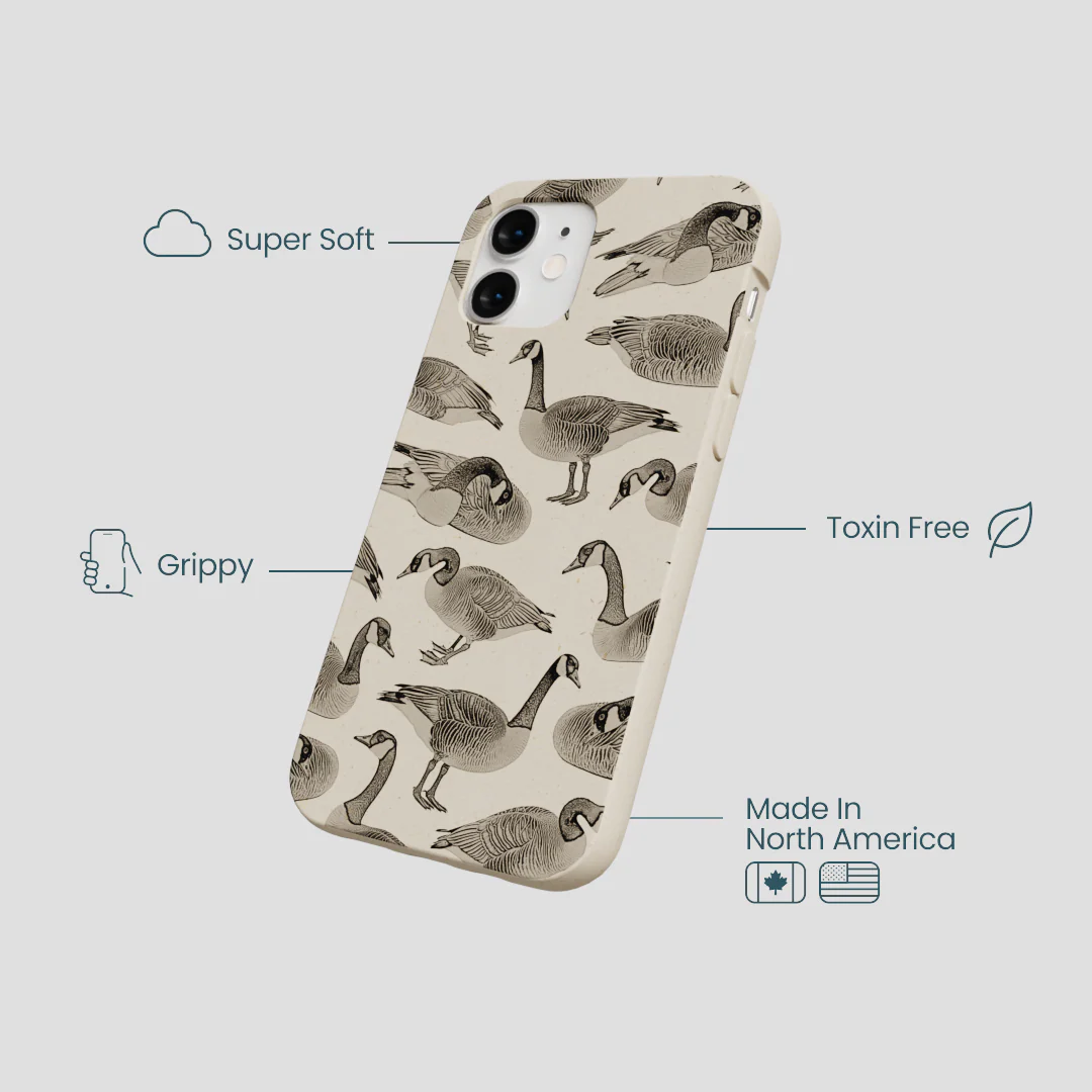 London Fog Canadian Geese iPhone 12 Mini Case - Image 4