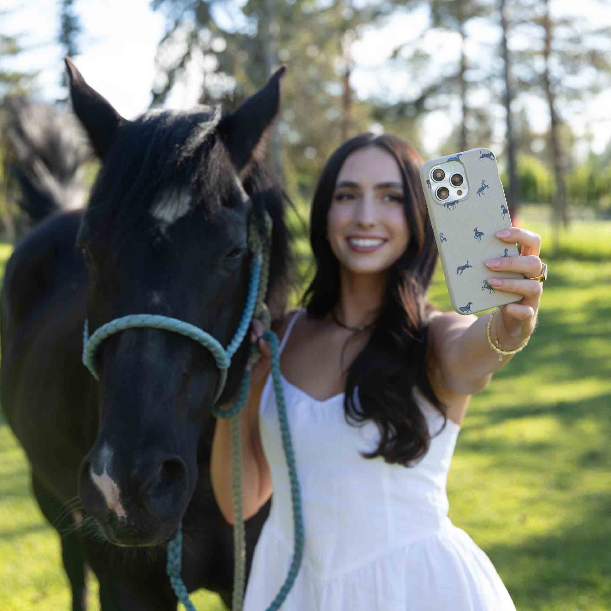 London Fog Mini Horses Google Pixel 9/9 Pro Case - Image 2