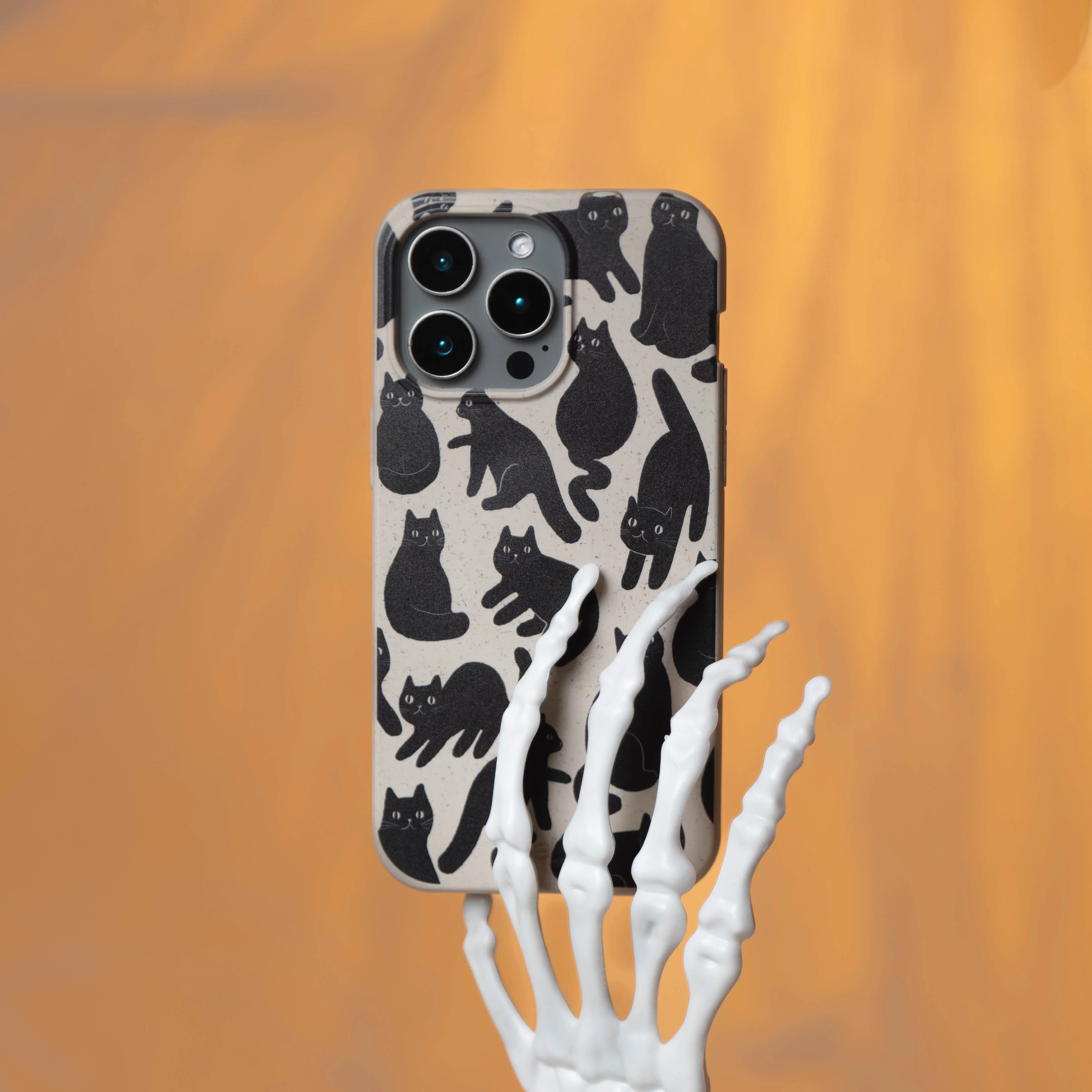 London Fog Night Meowers iPhone 15 Plus Case - Image 6