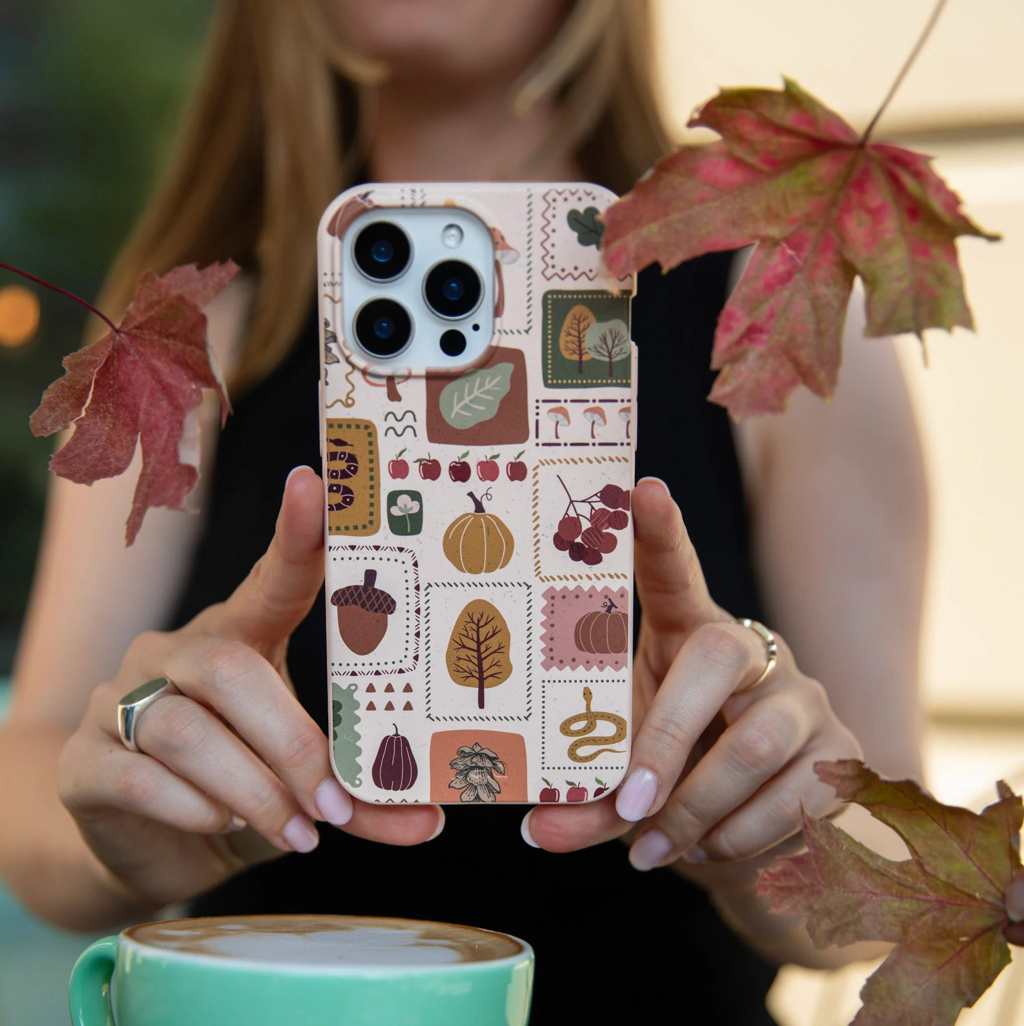 Seashell Autumn Patch Samsung Galaxy S22 Case - Image 6