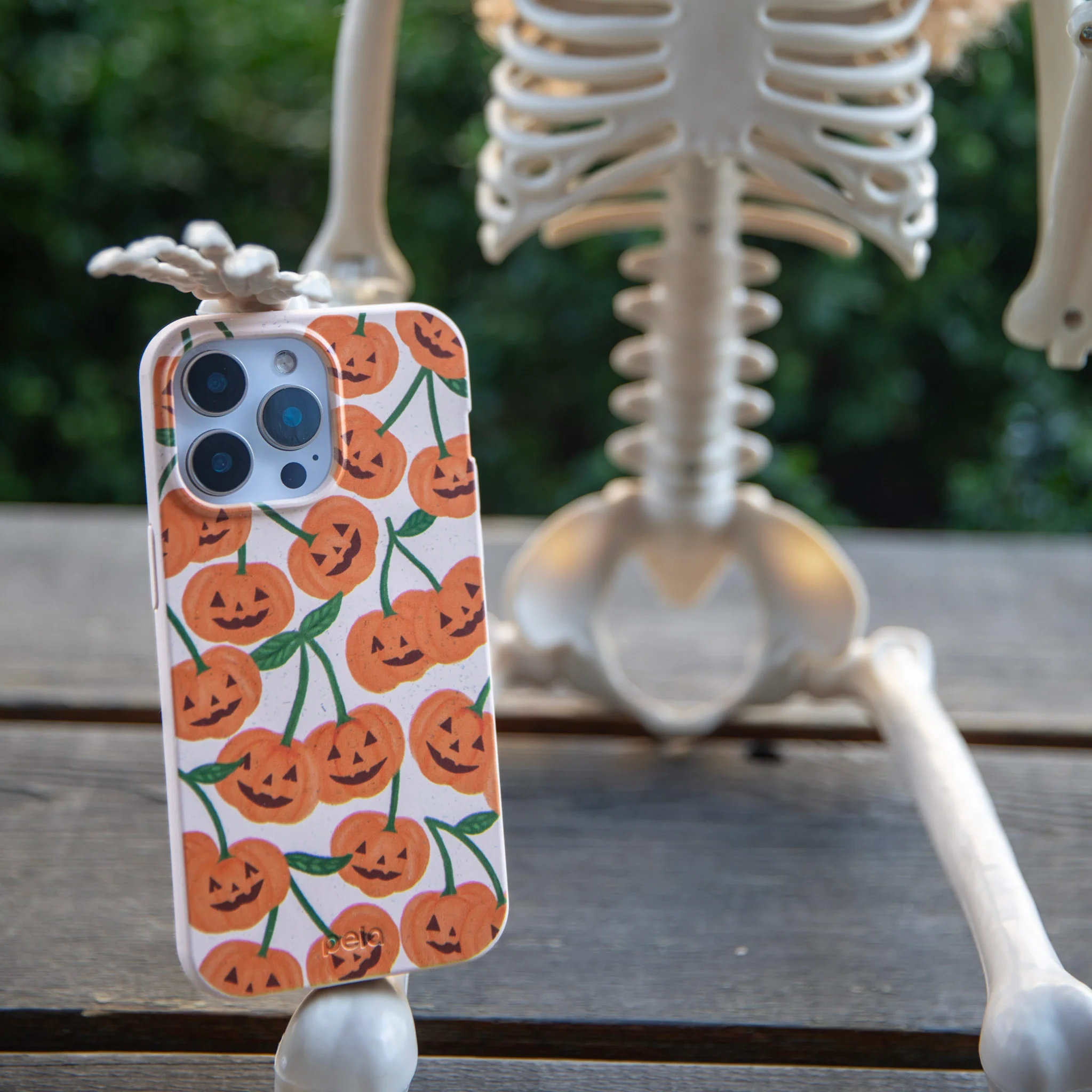 Seashell Creepy Crop iPhone 12/ iPhone 12 Pro Case - Image 9
