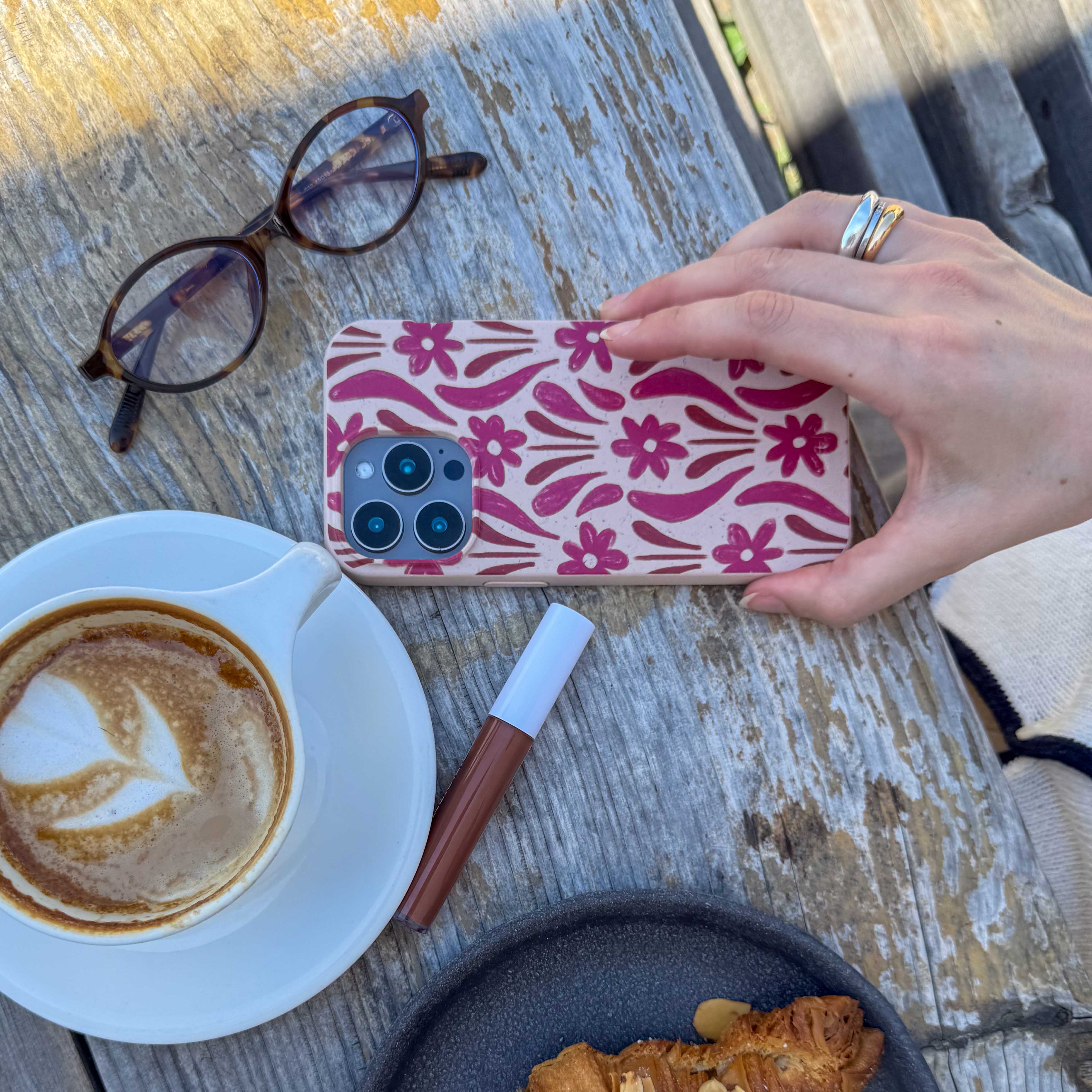 Seashell Flower Stack iPhone 13 Pro Case - Image 6
