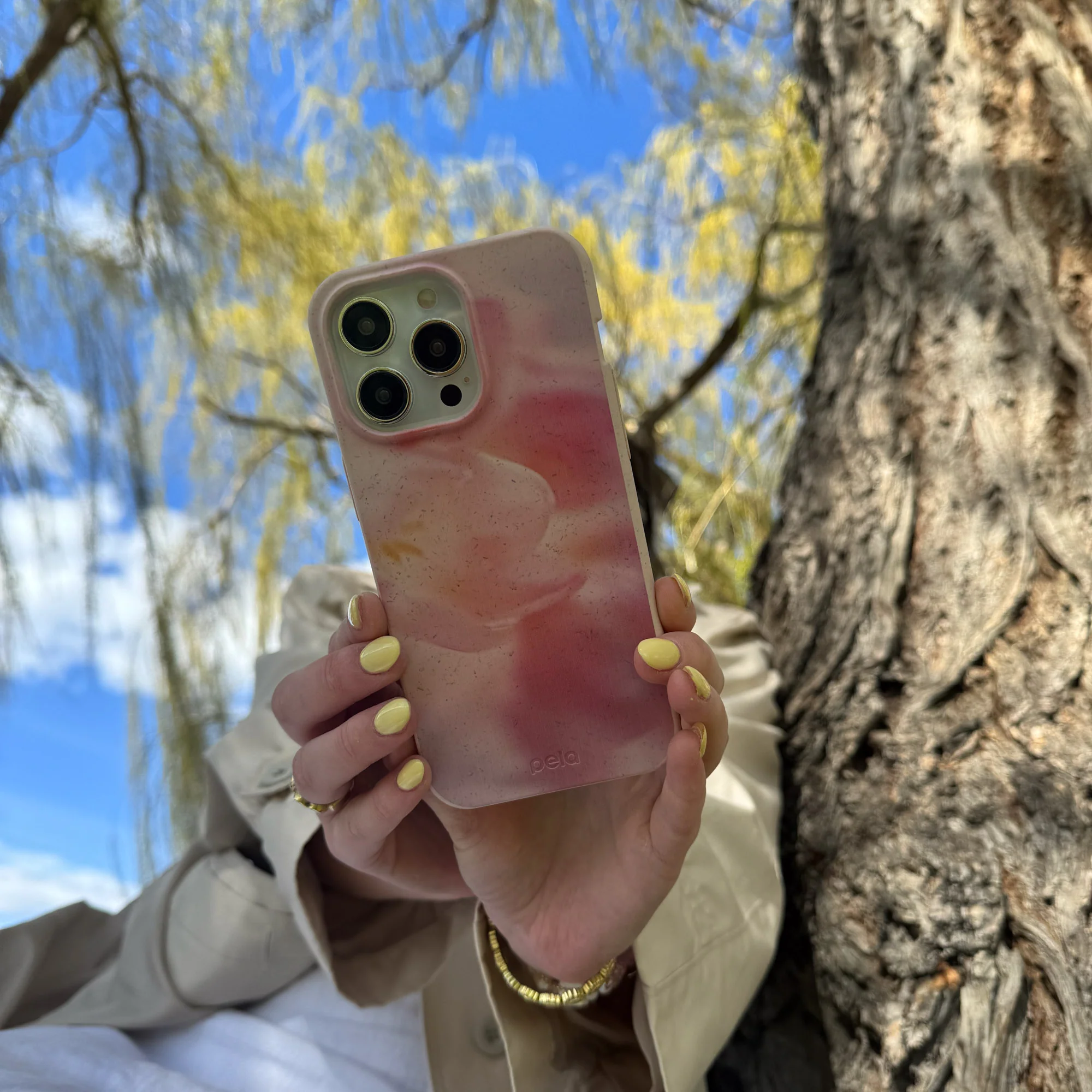 Seashell Radiate iPhone 16e/17e Case - Image 6